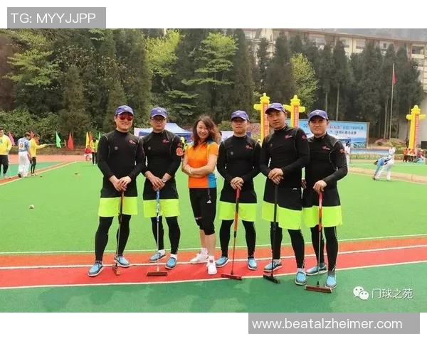 足球明星与飞马的完美结合展现运动魅力与时尚风采的精彩瞬间