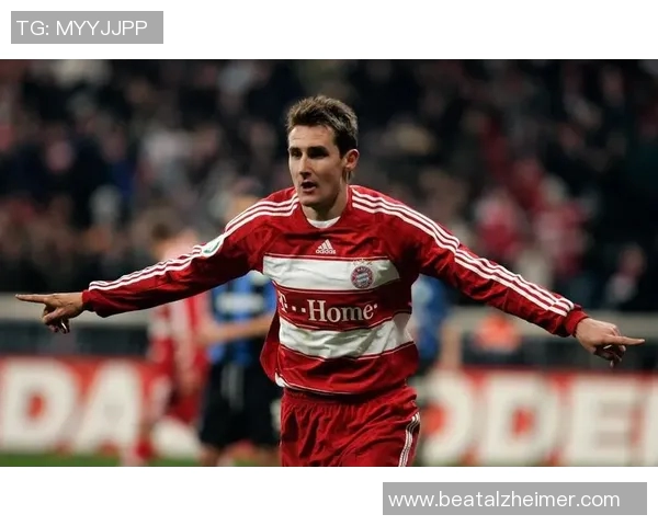 足球明星八号的传奇旅程与辉煌成就揭秘